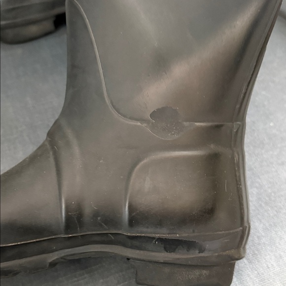 Hunter Black Tall Rubber Rain Boots with Red Logo - Picture 3 of 7